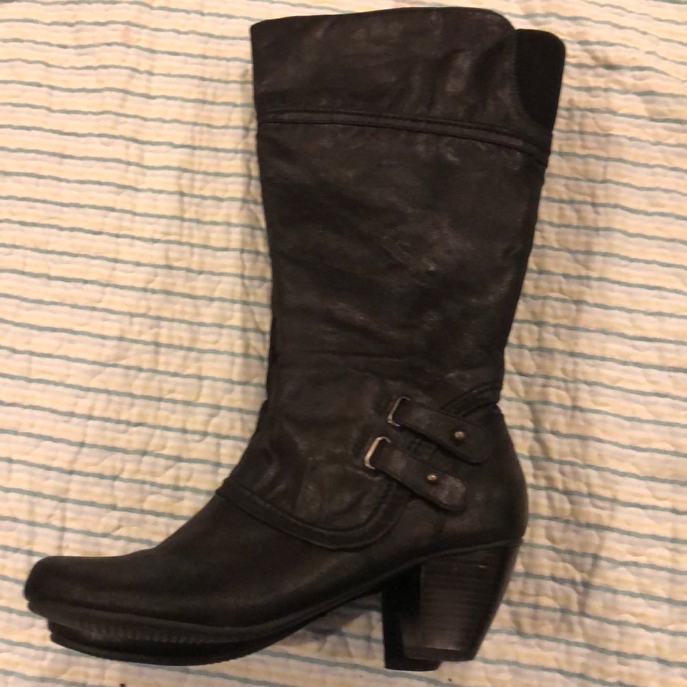 Black Heeled Boots Size 9.5 M